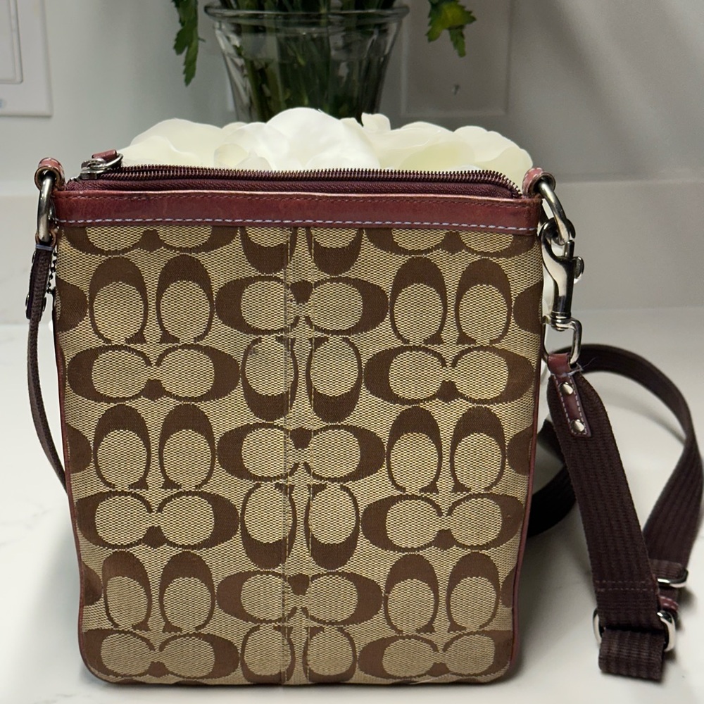 Coach Tan and Purple Crossbody Bag - Picture 3 of 9